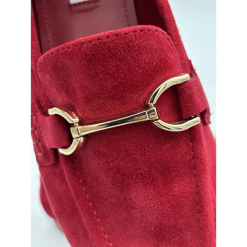 Steve Madden Suede Loafers Bright Red Size 9 Gold Horsebit Flats - Picture 12 of 16